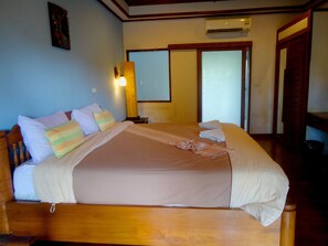 Deluxe Double Room | Desk, free WiFi
