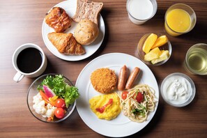 Breakfast buffet - Hotel Vista Sendai (Sendai)