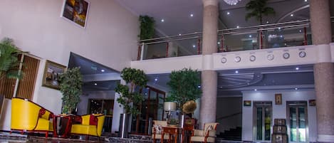 Sala de estar en el lobby