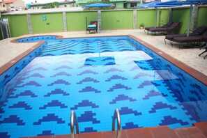 Indoor pool, outdoor pool - De Rembrandt Hotels & Suites (Lagos)