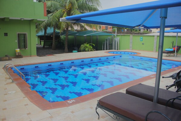 Indoor pool, outdoor pool