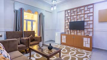 Minibar, in-room safe, desk, soundproofing