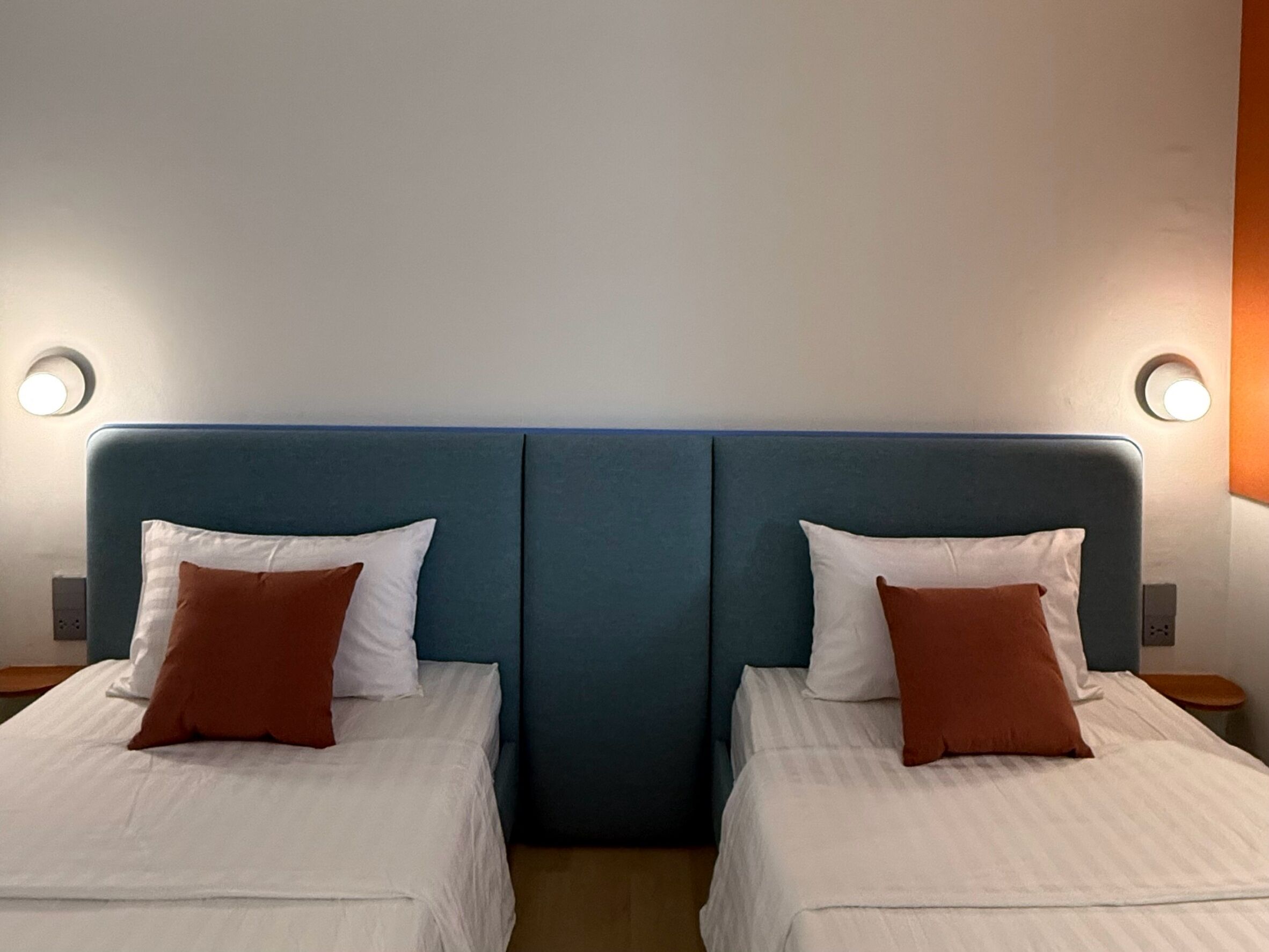 1 bedroom, minibar, blackout curtains, free wifi