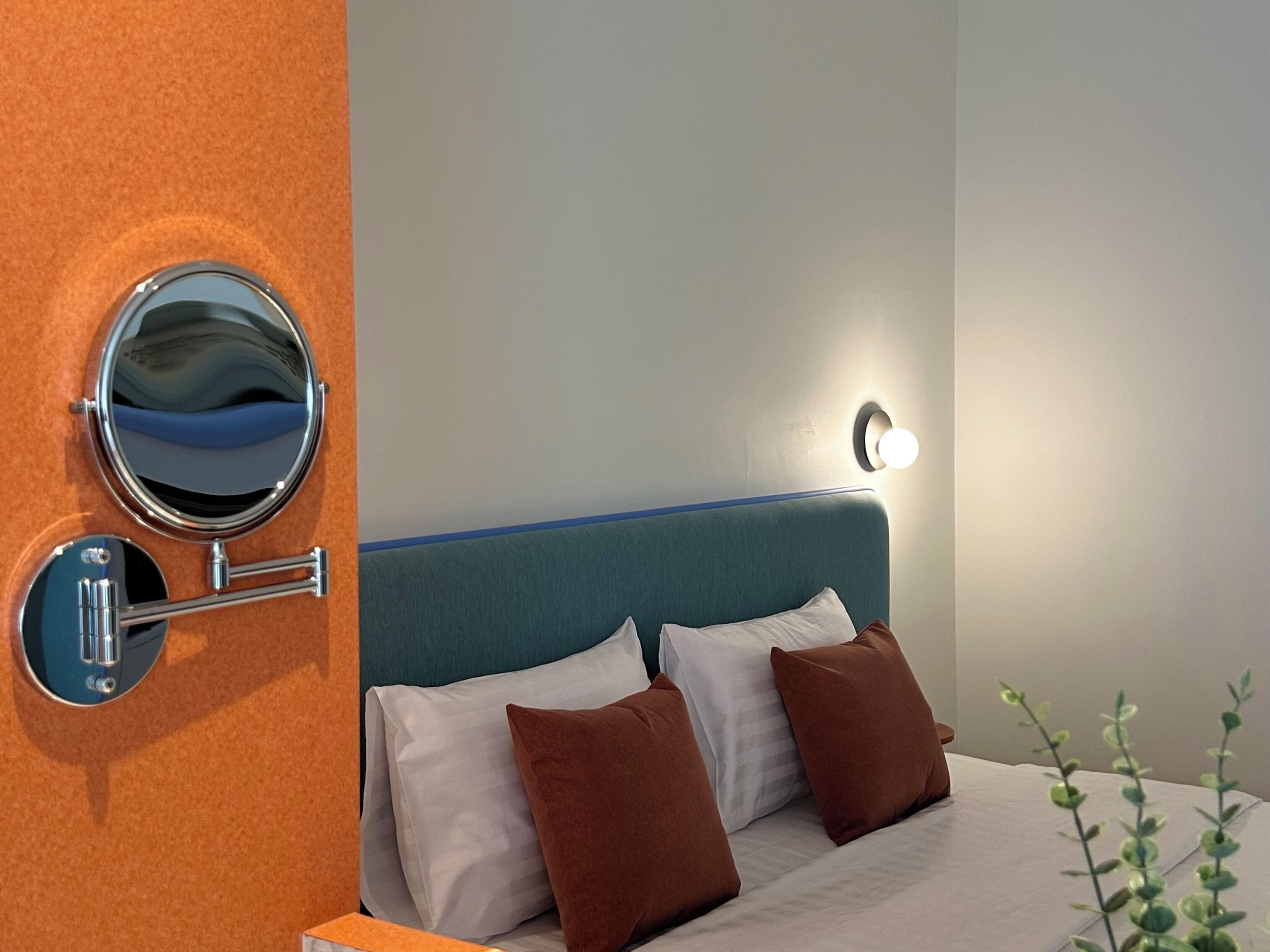 twin room | 1 bedroom, minibar, blackout curtains, free wifi