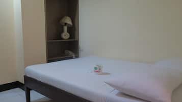 Double Room | Desk, free WiFi
