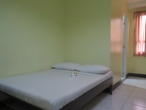Double Room | Desk, free WiFi - Iloilo Budget Inn - Valeria (Iloilo)