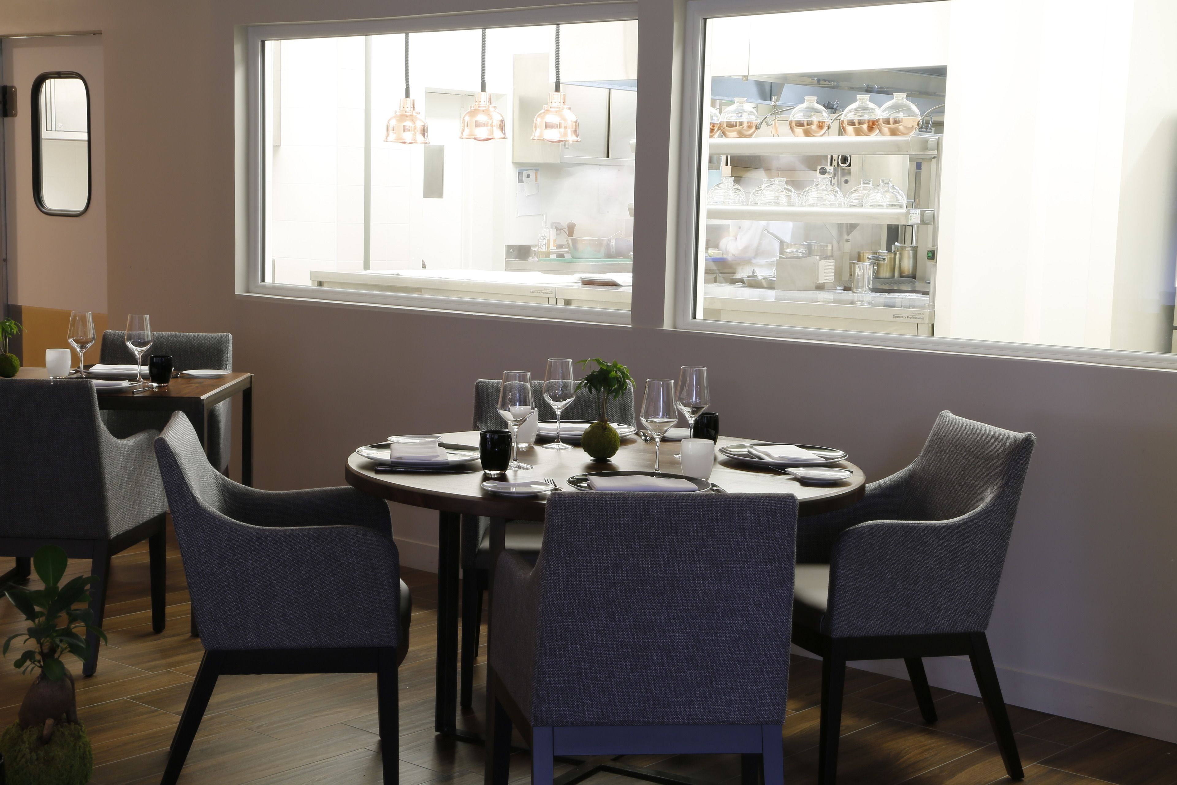 breakfast, lunch, dinner served; french cuisine