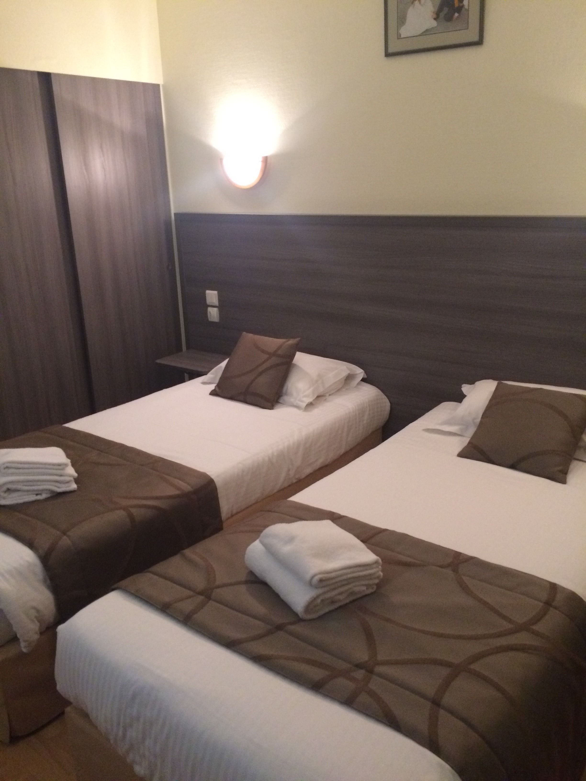 standard twin room | premium bedding, in-room safe, desk, soundproofing