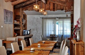 Petit déjeuner buffet compris tous les jours