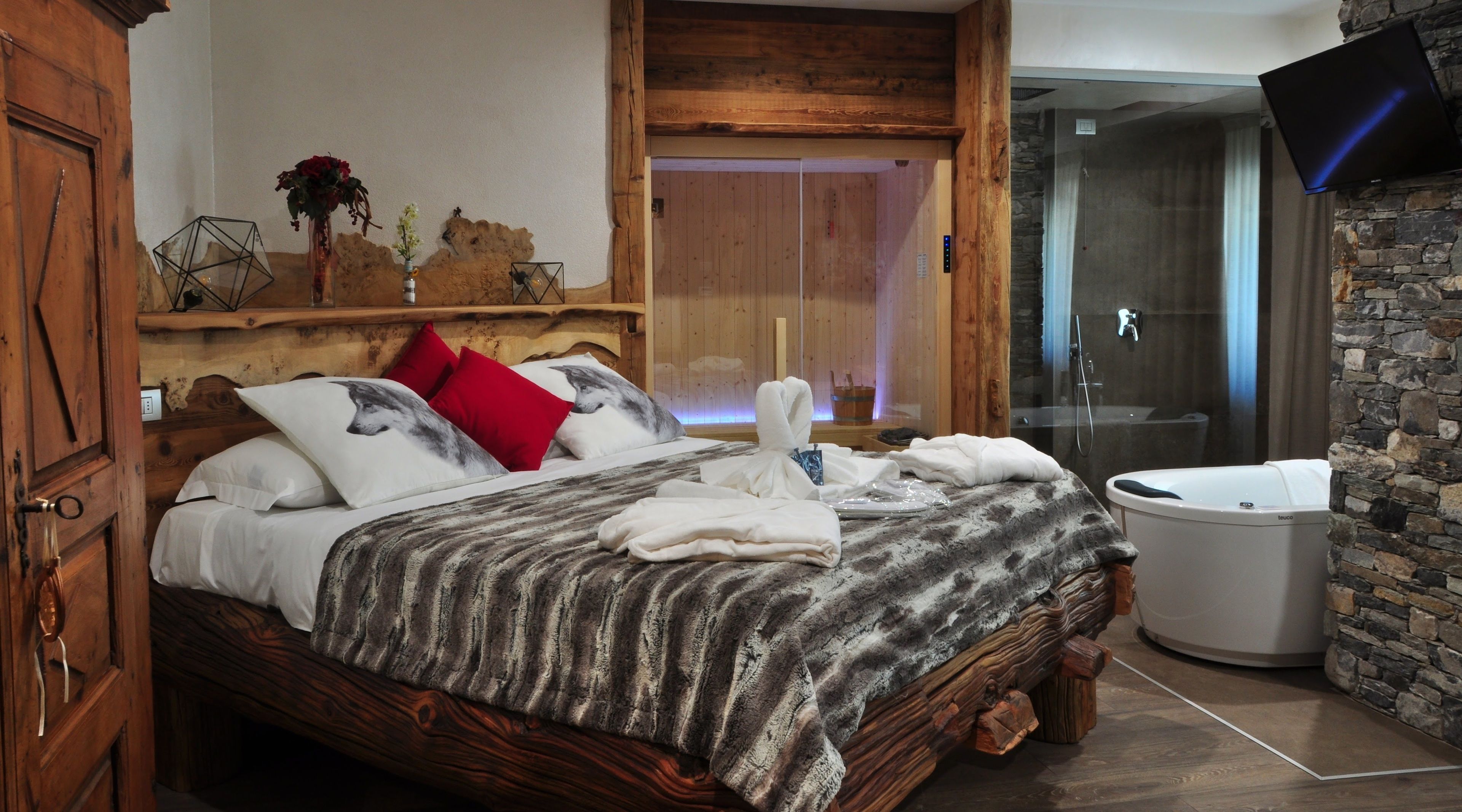 Design Suite, Sauna | In-room safe, desk, free WiFi