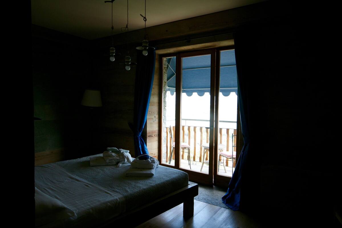 In-room safe, free WiFi