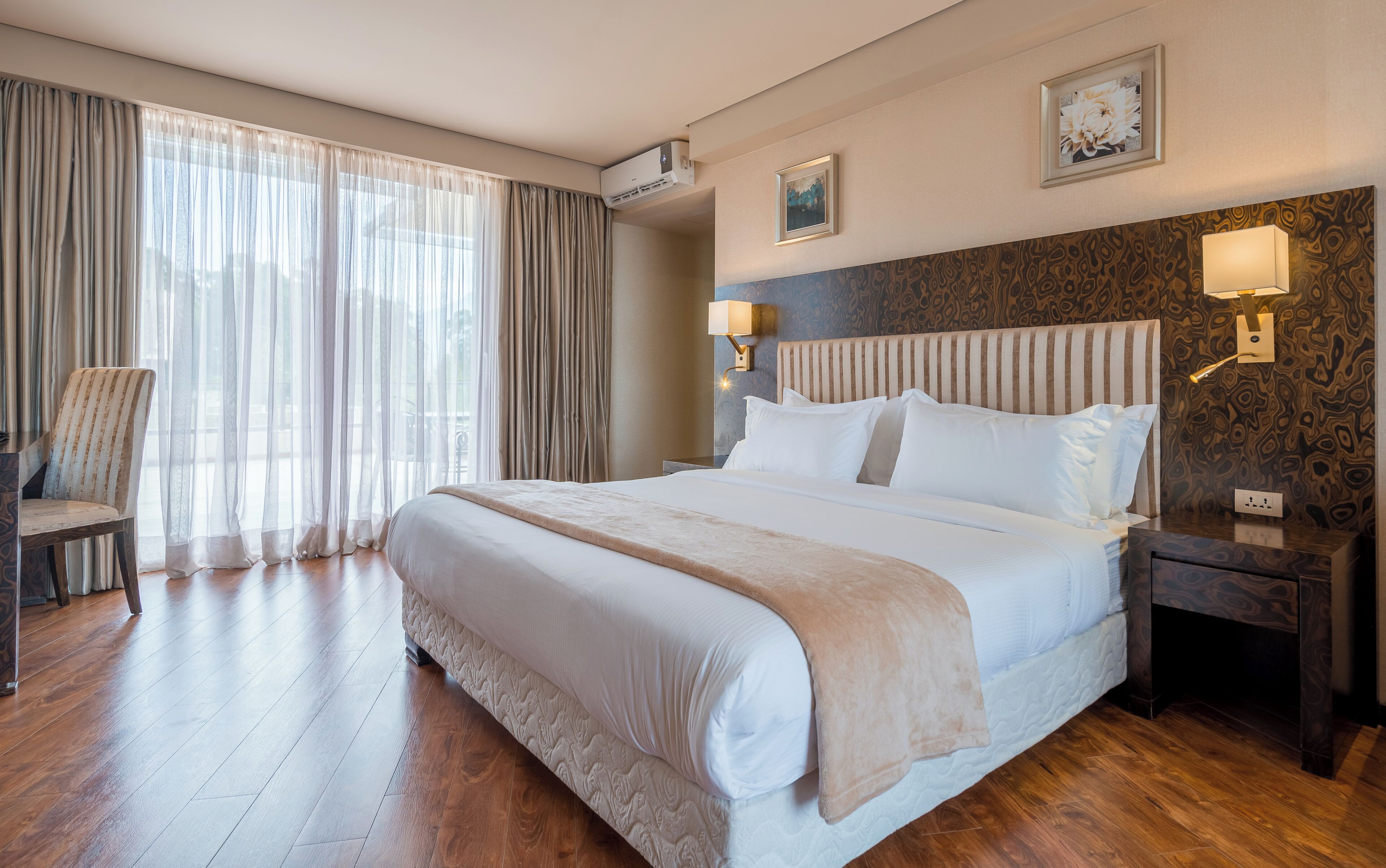 Frette Italian sheets, premium bedding, down duvets, Tempur-Pedic beds