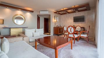 Frette Italian sheets, premium bedding, down comforters