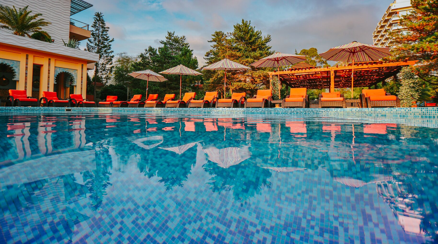 Seasonal outdoor pool