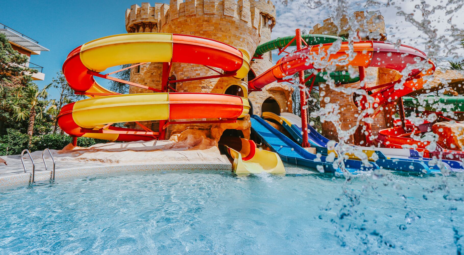 Piscina externa sazonal