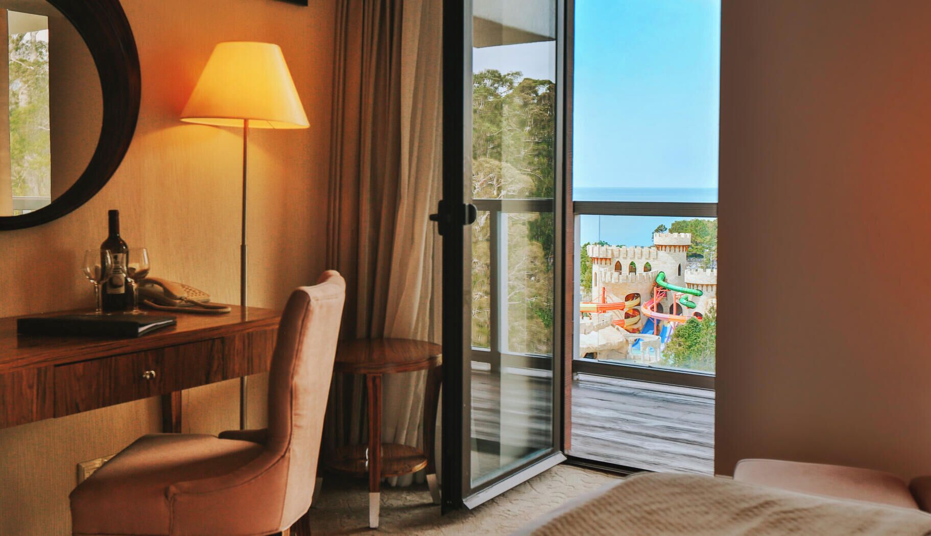 Junior Double Room, 1 Katil Raja (King), Sea Facing | Pemandangan dari bilik