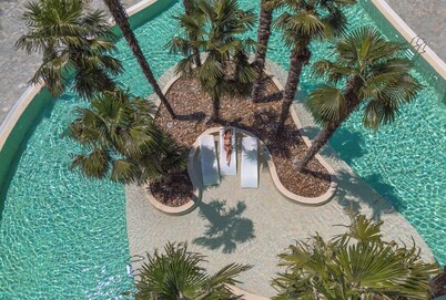 Hotel Dreamland Oasis