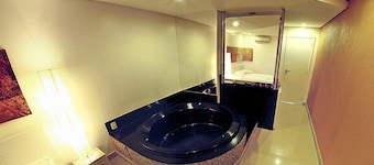 Dom Suites - Adults Only