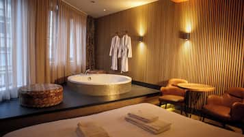 Loft | 1 bedroom, premium bedding, minibar, in-room safe