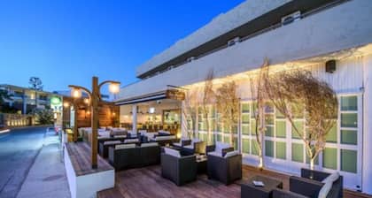 Despoina Apartments by Estia