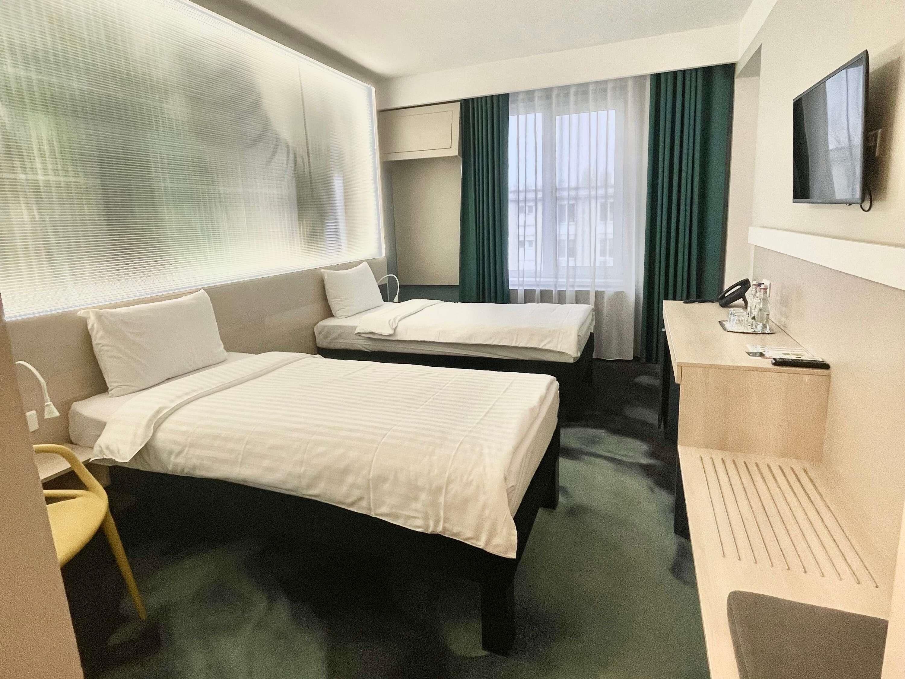Standaard kamer, 3 eenpersoonsbedden | Lakens van Egyptisch katoen, luxe beddengoed