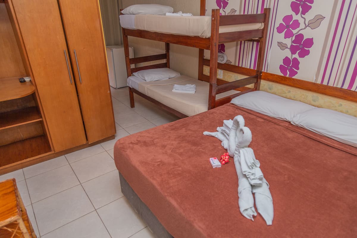 Standard-Vierbettzimmer