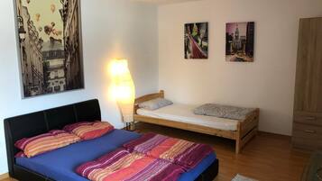 3 phòng ngủ, khu vực làm việc phù hợp cho laptop, phòng cách âm