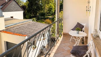 Classic Apartment, 3 Bedrooms, Balcony, Park View | Balcony