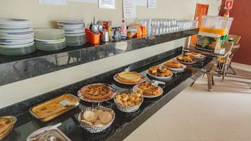 Tägliches inbegriffenes Frühstücksbuffet