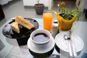 Petit-déjeuner continental compris tous les jours