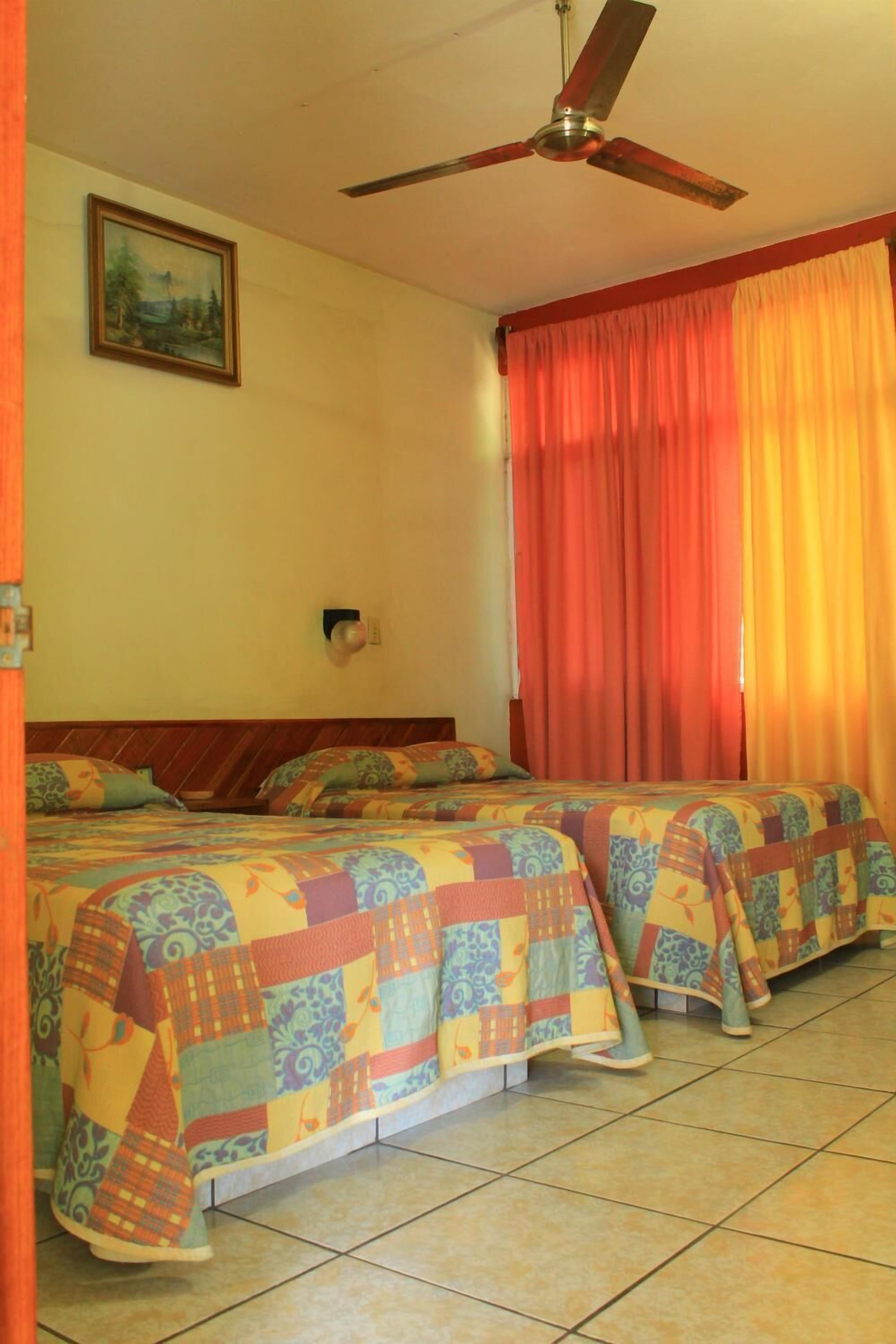 Photo - Hotel Avenida