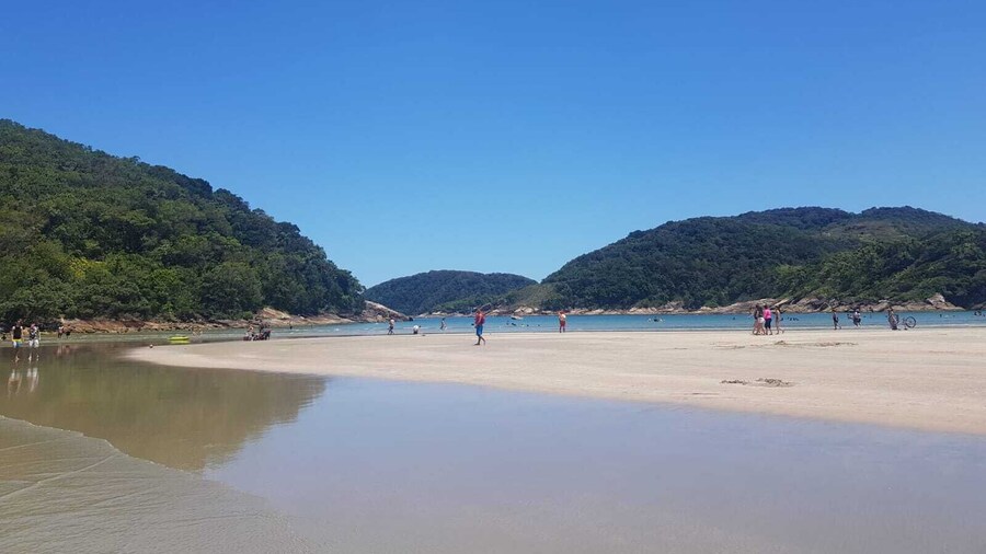 Pousada PĂ© na Areia GuarujĂĄ