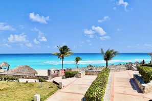 Exterior - Solymar Condo by Casago (Cancun)