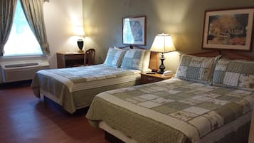Standard Room, 2 Double Beds, Non Smoking | Floor plan