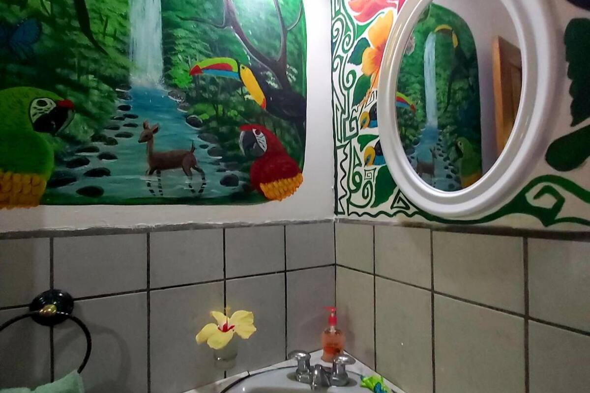 shower, free toiletries, towels