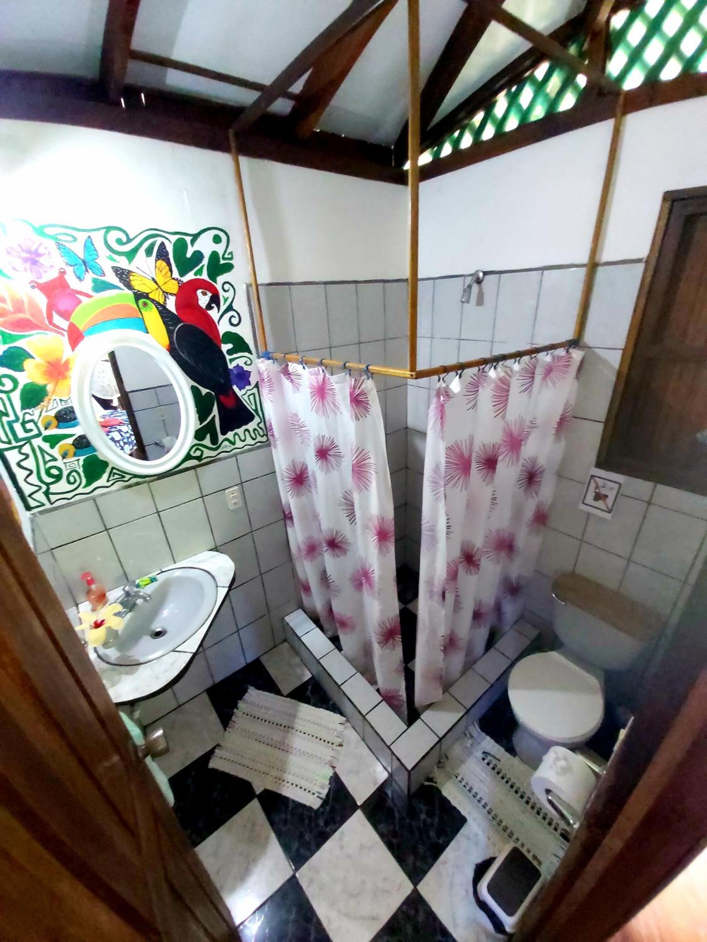 shower, free toiletries, towels