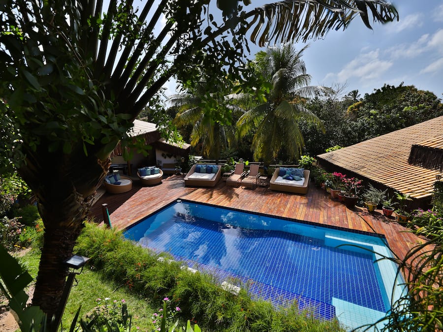 Outdoor pool, open 9 AM to 10 PM, sun loungers