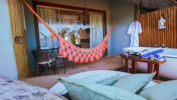 Luxo Piso Superior | Minibar, coffres-forts dans les chambres, rideaux occultants