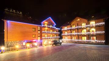 Front of property - evening/night