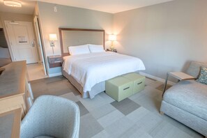 Individually furnished, free cribs/infant beds, free WiFi, bed sheets - Hampton Inn by Hilton Amesbury (Amesbury)