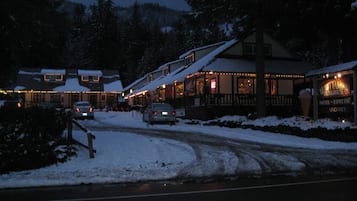 Front of property – evening/night