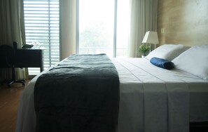 Coffres-forts dans les chambres, Wi-Fi gratuit, draps fournis
