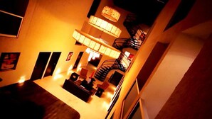 Lobby - Giakor Suites (León)