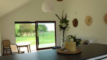 Premium House | In-room dining