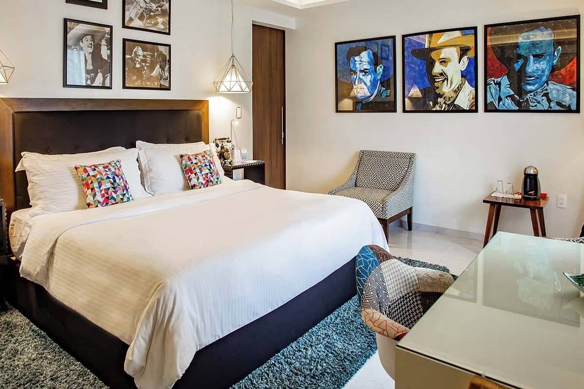Deluxe King Room | 1 bedroom, premium bedding, down comforters, in-room safe