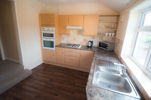 Private kitchen - Hampton House (Scarborough)