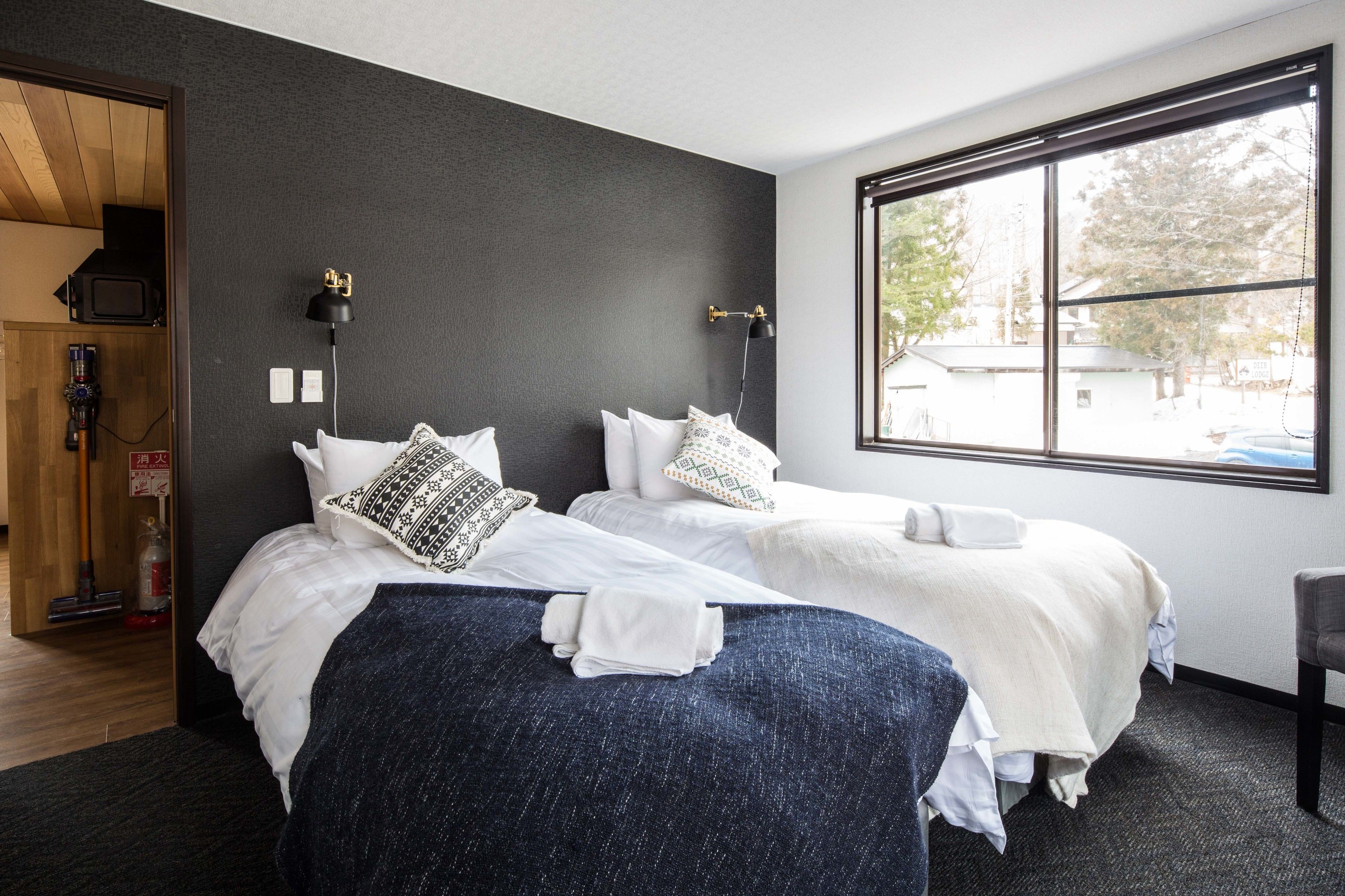 3 bedrooms, pillow-top beds, iron/ironing board, free wifi