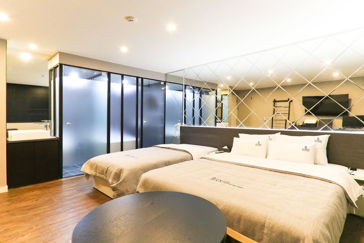 family twin room | 1 bedroom, soundproofing, free wifi