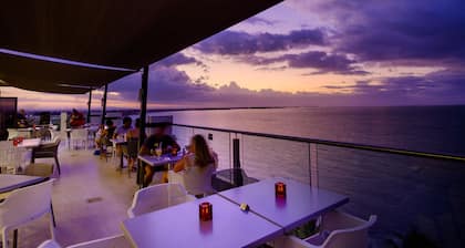 Ramada Suites by Wyndham Wailoaloa Beach Fiji