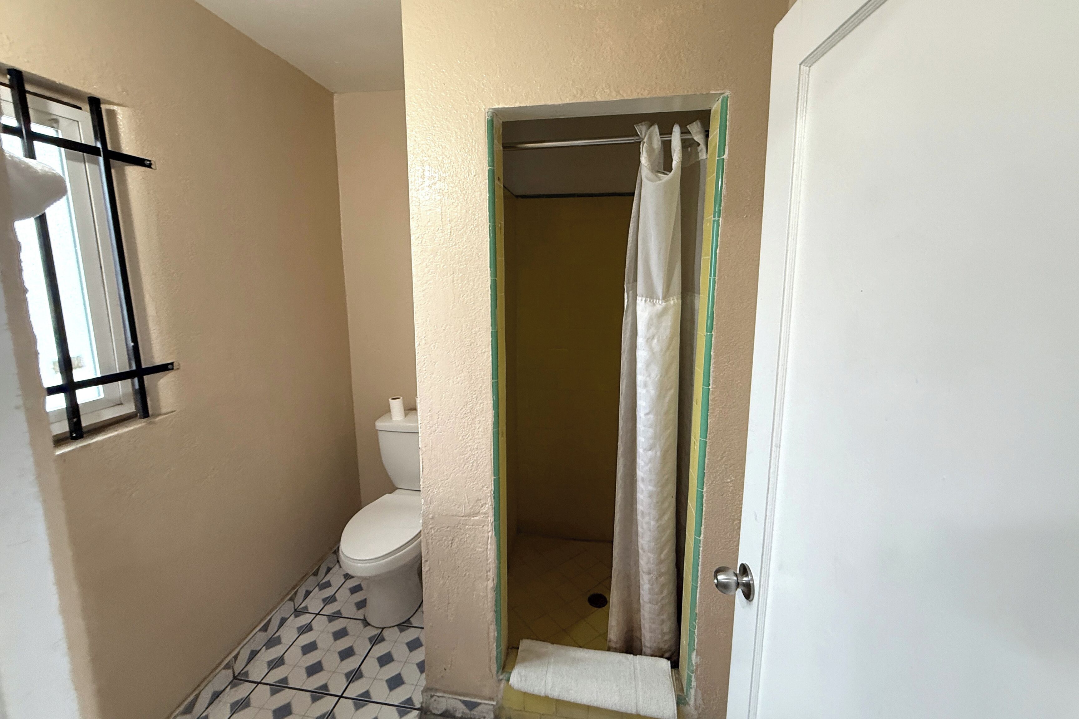 Free toiletries, towels